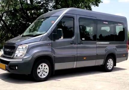 12 Seater Urbania Traveller