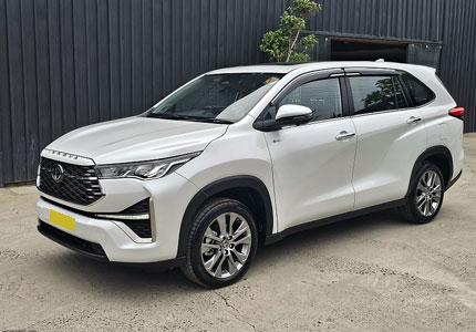 Innova Hycross