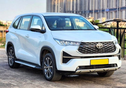 Innova Hycross