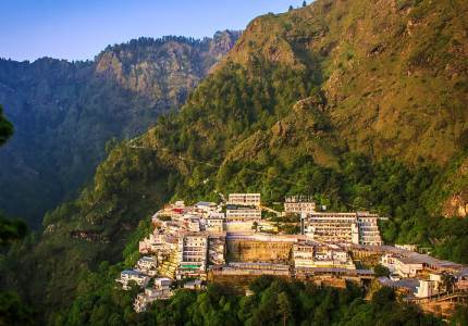 Tour/Taxi Service in Katra