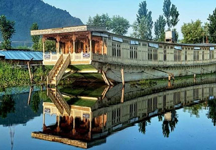 Kashmir Valley Tour from Chandigarh